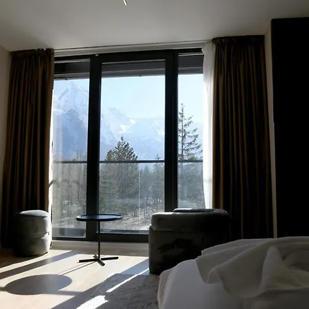 Valbor Hotel